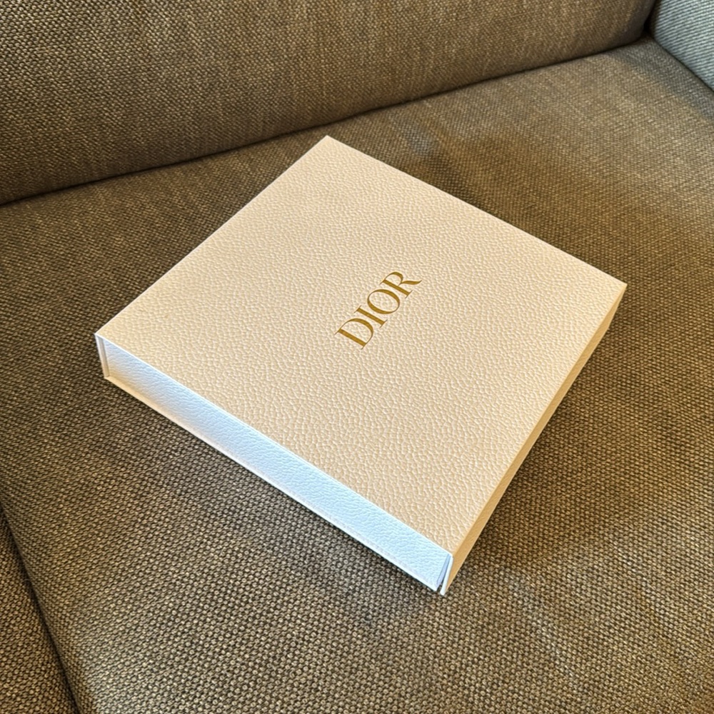 DIOR Box - Picture 2 of 7